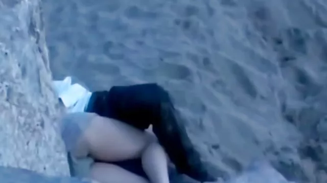Blonde aux gros seins prend du plaisir mere russe porn