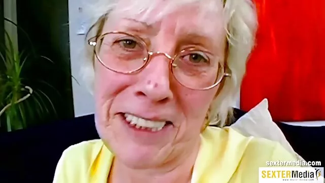 Baisé une blonde dans maman ivre porn différentes positions et persuadé de sucer