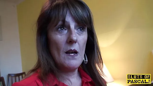 Baisée femme en levrette fille et mere xxx