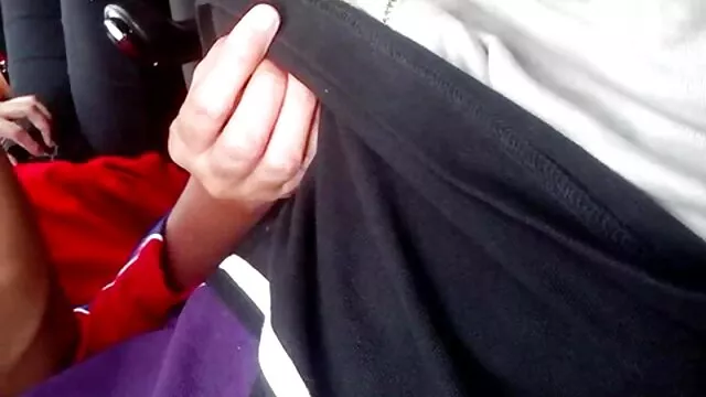 La salope il baisse sa mere porno suce bien sa voisine