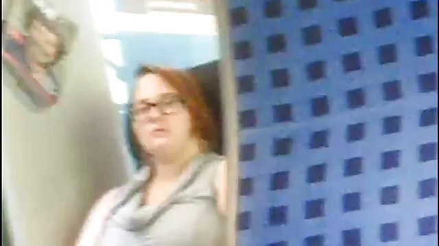 Baise free sex maman une copine dans un hôtel et filme