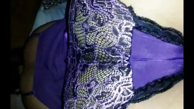Carolyn Reese porn maman fille prend un jeune homme pour une course