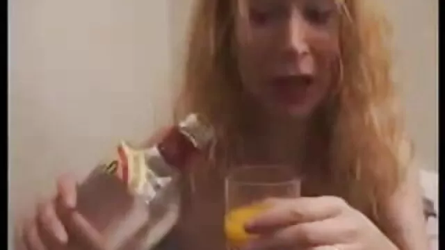 Mignon mulâtre se fait x video mere et fils baiser dans tous les trous