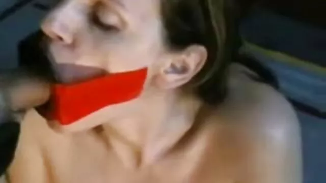 Blonde chaude jouit après sex mere et sa fille le sexe anal