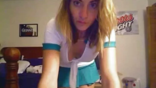 Jeunes filles luttent pour papa et maman porno le sexe et l'orgasme