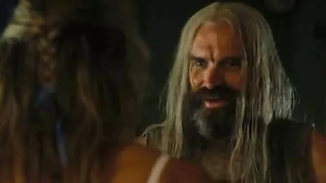 Secoue son cul sex fils et mere magnifique