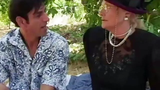 Une pute allemande chaude rêve xxx sex maman de sexe