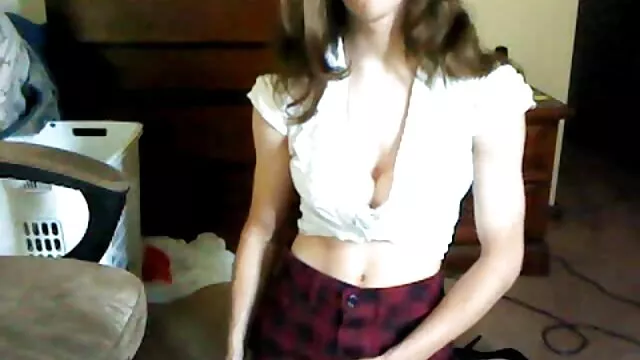 Salope à gros cul se fait baiser sur porno fr mere le côté dans le cul