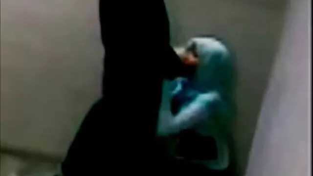 Baise sexe amateur mere fille hard avec une prostituée sale
